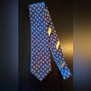New Salvatore Ferragamo Tie